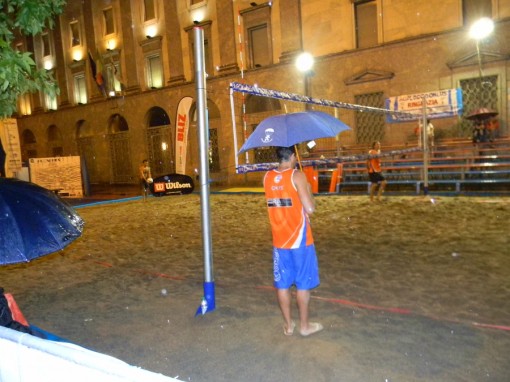 beach volley sotto acqua