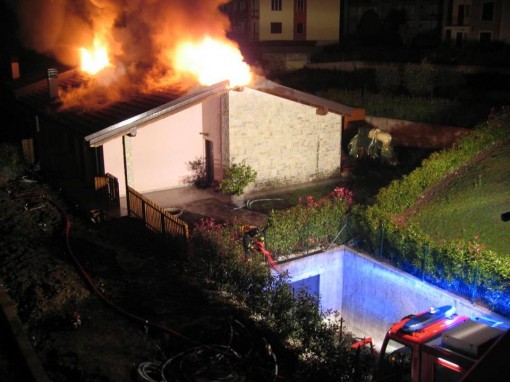 villetta che brucia 2