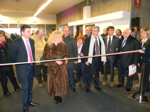 fornitore offresi 2012 (17) taglio del nastro