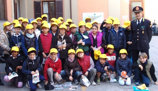 Scuola visita Polizia Locale (12)