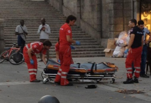 Picchiato in centro 1