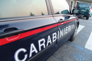 carabinieri auto