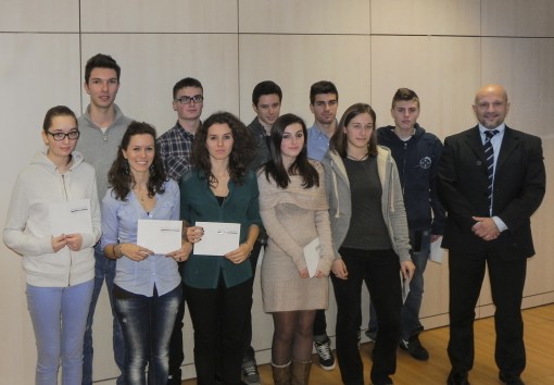 Borsa studio omet 2012 1