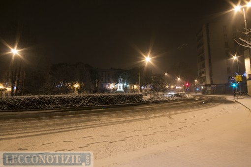 Lecco sotto la neve 14/12/12
