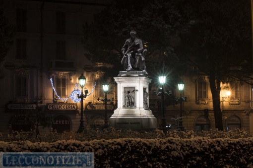 Lecco sotto la neve 14/12/12