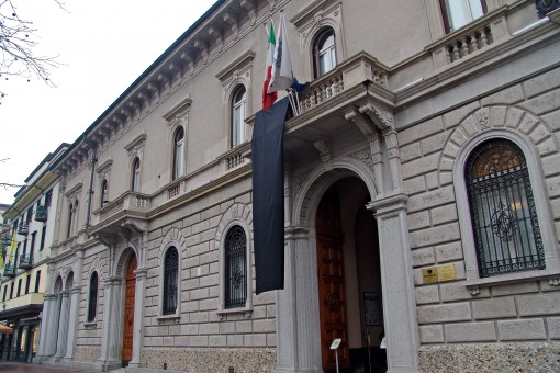 Palazzo Falck in lutto