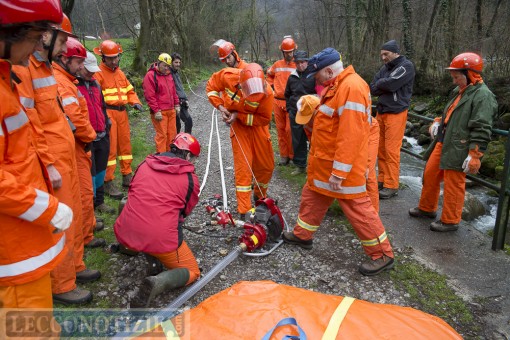 Antincendio Medale-Esercitazione 07-04-13 (10)