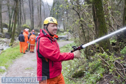 Antincendio Medale-Esercitazione 07-04-13 (20)