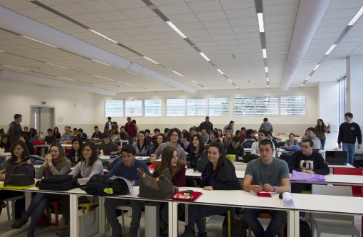 Studenti Campus Politecnico (3)