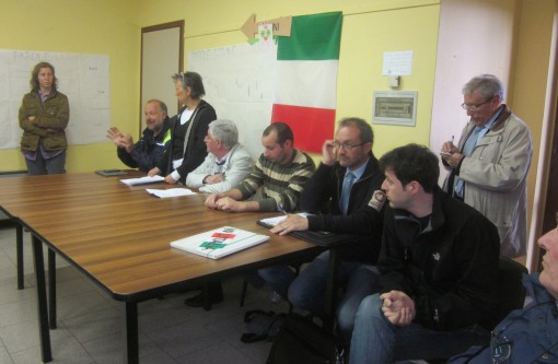 Monte Marenzo frana maggio 2013 riunone cittadini (1)