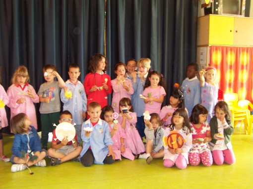 Asilo Nava civate bambini 6 giugno 2013 (2)