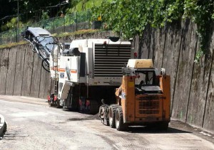 lavori-strada-asfaltatura-asfalto