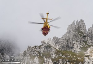Un precedente intervento dell'elisoccorso al Canalone Porta (foto: Luca Passoni) Un precedente intervento dell'elisoccorso al Canalone Porta (foto: Luca Pozzoni)