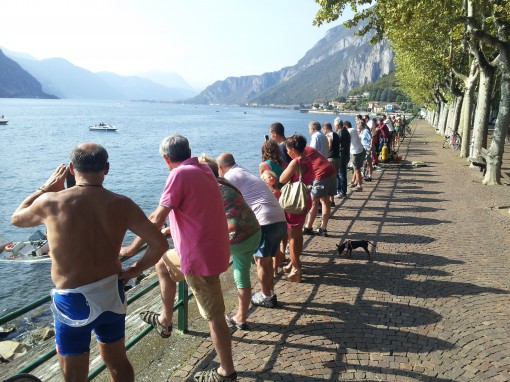 motoscafo incagliato sul lungolago (6)