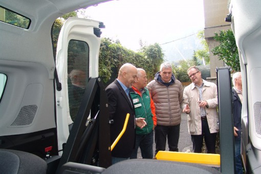 Inaugurazione nuovo mezzo Auser - 15 ottobre 2013 (4)