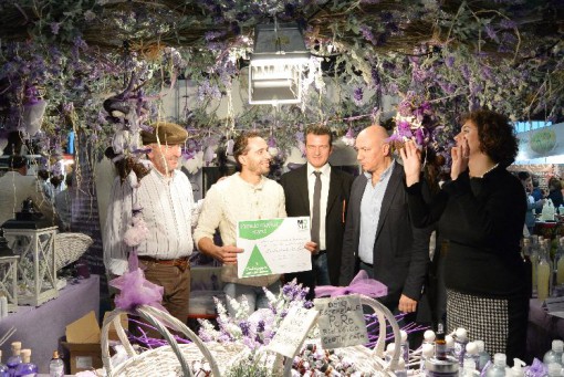Premiazioni-Moma-Lariofiere-premio-stand-lavanda-novembre-2013-1-510x341