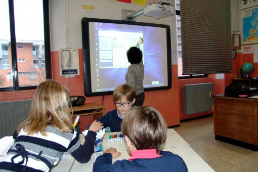 Primaria Acquate - festa - lavagne - siepe pace (11)