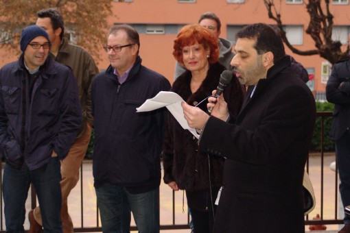 Primaria Acquate - festa - lavagne - siepe pace (3)