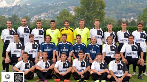 OLGINATE = I GIOCATORI E LO STAFF TECNICO COMPONENTI LA ROSA DELL' US OLGINATESE - CALCIO - STAGIONE AGONISTICA 2013 2014 - CAMPIONATO NAZIONALE DILETTANTI SERIE " D " GIRONE " B "