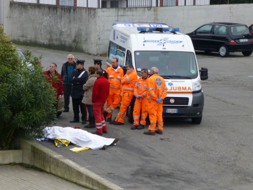 malore pensionato casate (2)