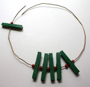 preparazione-ghirlanda-di-natale-1