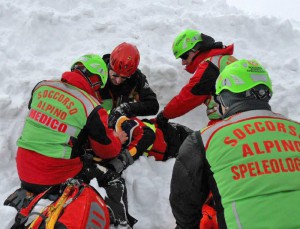 soccorso alpino neve