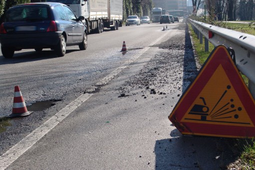 Buche - viale Brodolini  (1)