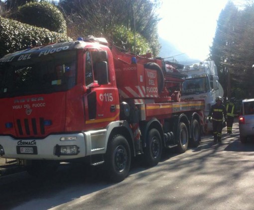 Camion bloccato - Lecco Ballabio - 22 febbraio 2014 (8)