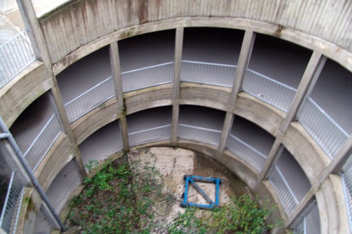 PARCHEGGIO - via Martiri Nassiria (3)