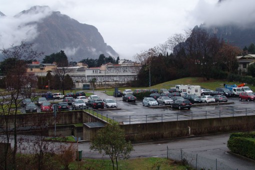 Parcheggio via Mattei(2)