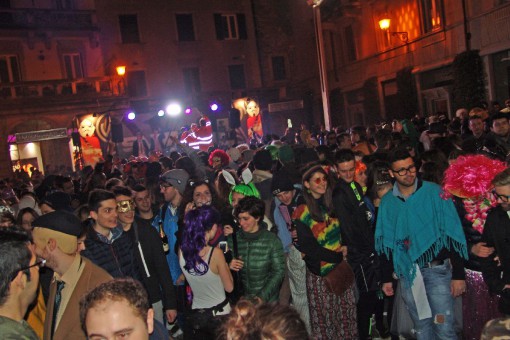 CARNEVALONE - festa in piazza - 2014 (17)