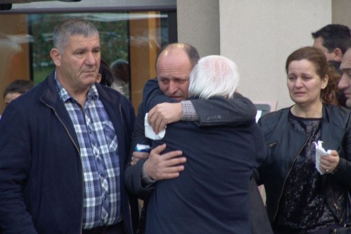 Chiuso - Partenza salme bimbe (17)