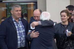 Chiuso - Partenza salme bimbe (17)