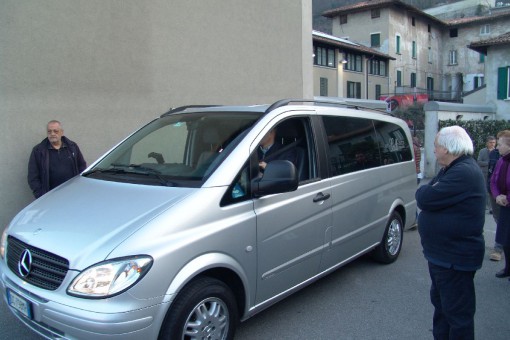 Chiuso - Partenza salme bimbe (23)