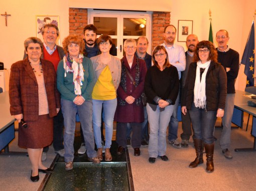Foto di gruppo per i candidati della lista "Abbadia Insieme"