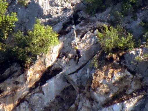 Rocciatori al lavoro - Frana San Martino (1)
