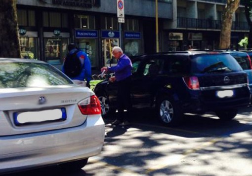 abusivi - parcheggi - vu cumpra (1)