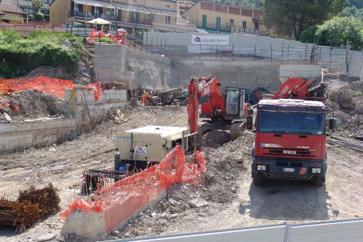CANTIERE CHIUSO LECCO BERGAMO (1)
