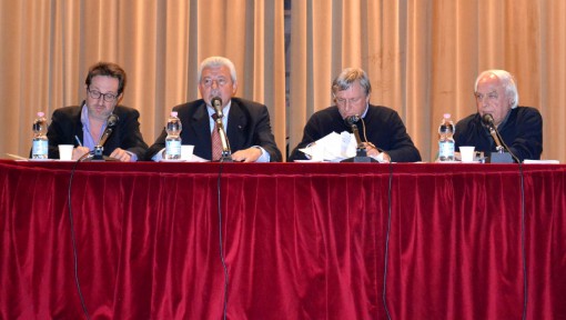 Da sinistra Paolo Cereda, Luigi Adelchi Panzeri, don Luigi Ciotti e padre Angelo Cupini al Palladium di Lecco.