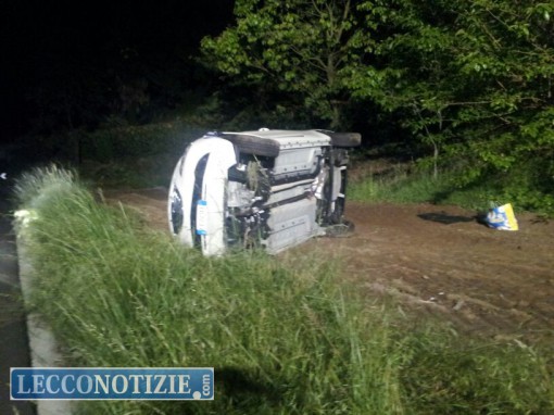 Olgiate Molgora ribaltamento ss briantea  (2)