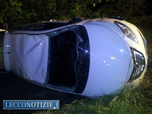 Olgiate Molgora ribaltamento ss briantea  (4)