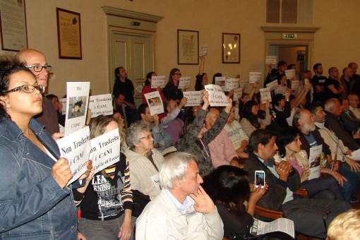 protesta canile in comune (10)