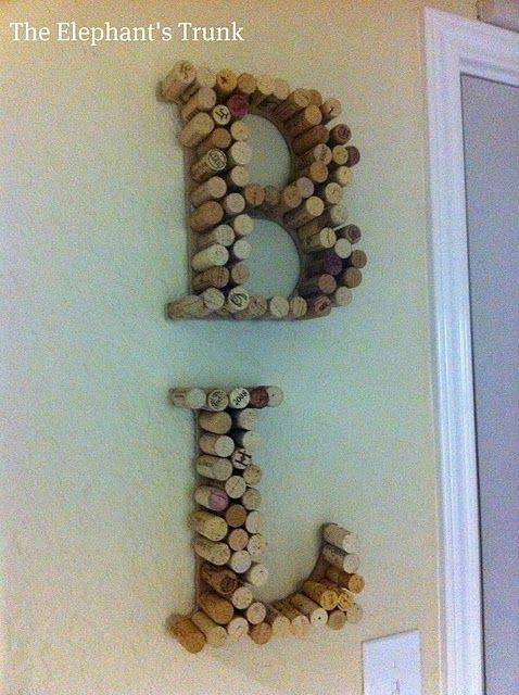 tappi-di-sughero-come-lettere-decorative-per-pareti-della-casa-shabby-chic-provenzale-country