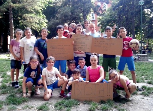 protesta cacca parco - Alpini (2)