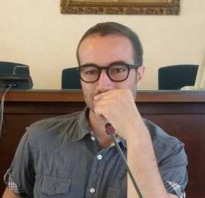 Gigi Maniglia di Frasi Lunari