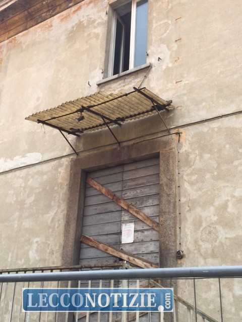 incendio Mercato_Lecco_senzatetto (2)