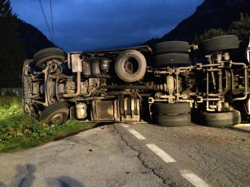 12064204_897010160369929_1585417558_n