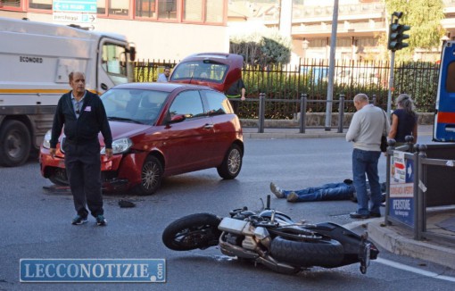 via amendola corso martiri auto moto  (2)