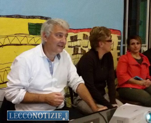 Corrado Valsecchi incontra i residenti della Malpensata nella scuola materna "Nava"