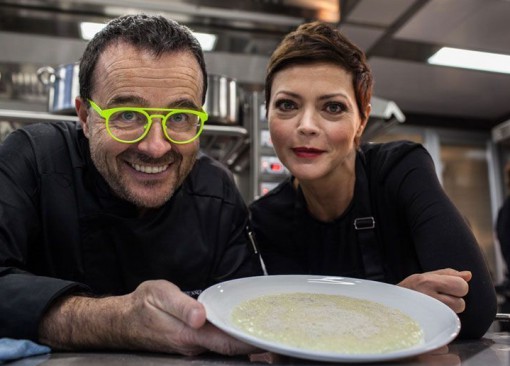 Lo chef Giancarlo Morelli con l'attrice Vittoria Belvedere.